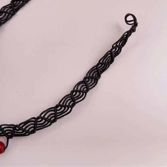 Vintage Wood Beaded Red Whimsical Goth Vampier Halloween Grunge Punk Necklace - Picture 4 of 6